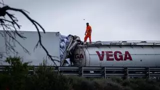 Un herido grave tras un accidente múltiple en Utebo que ha obligado a cortar la A-68 sentido Zaragoza