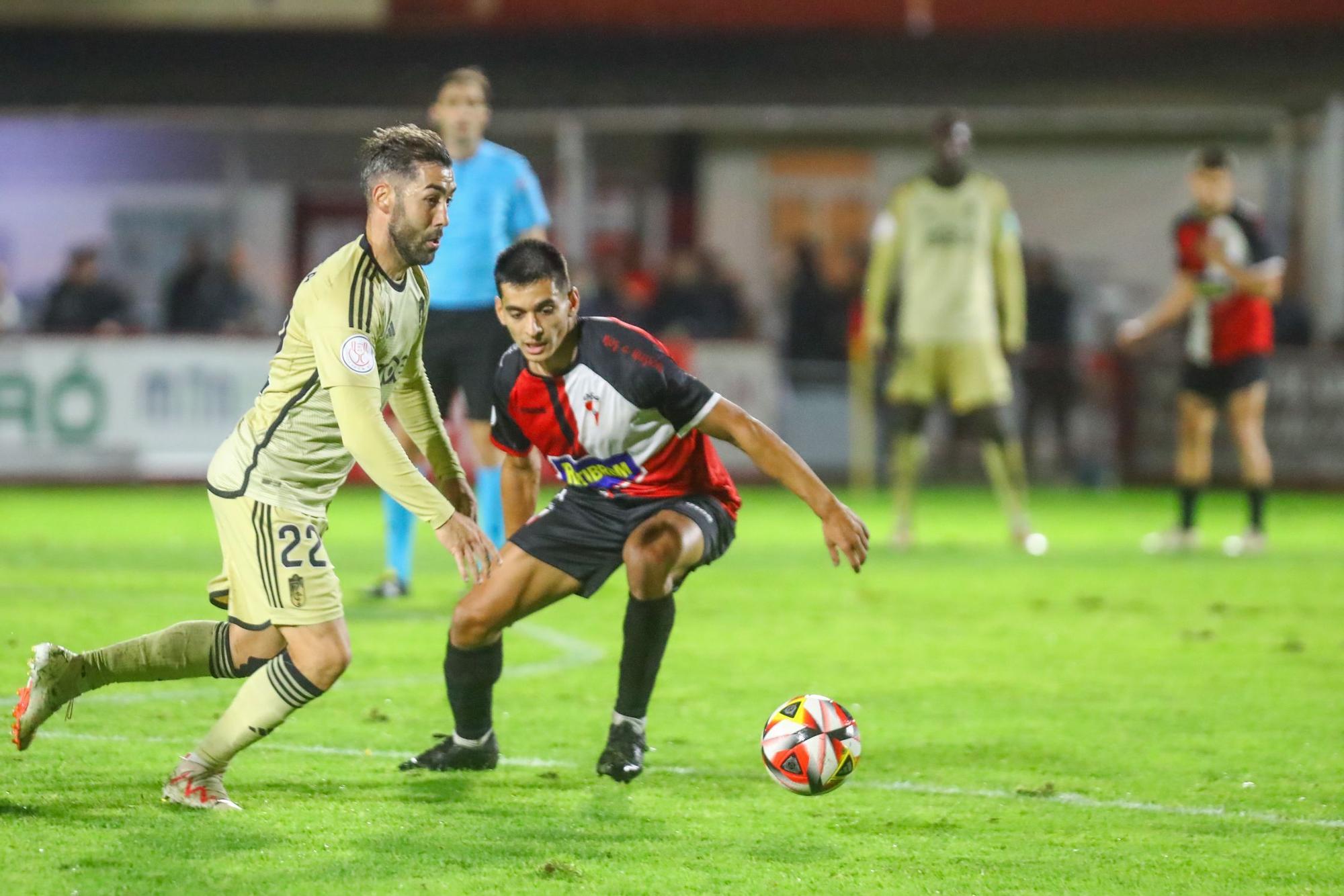 Las mejores imágenes del histórico Arosa-Granada de Copa del Rey