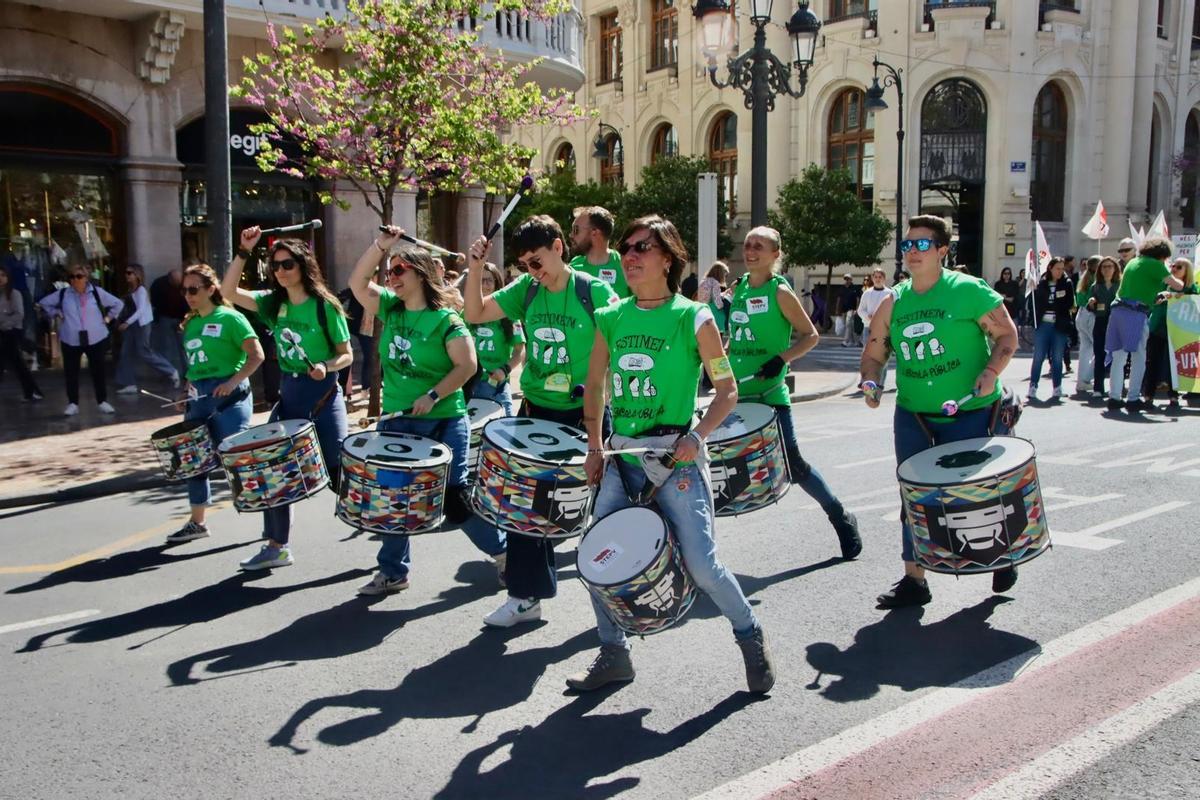 La manifestación de profesores en València en imágenes