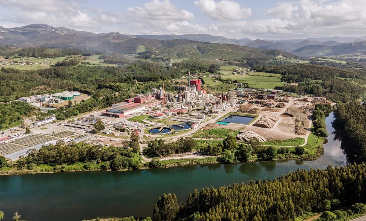 Fábrica de Ence en Navia.