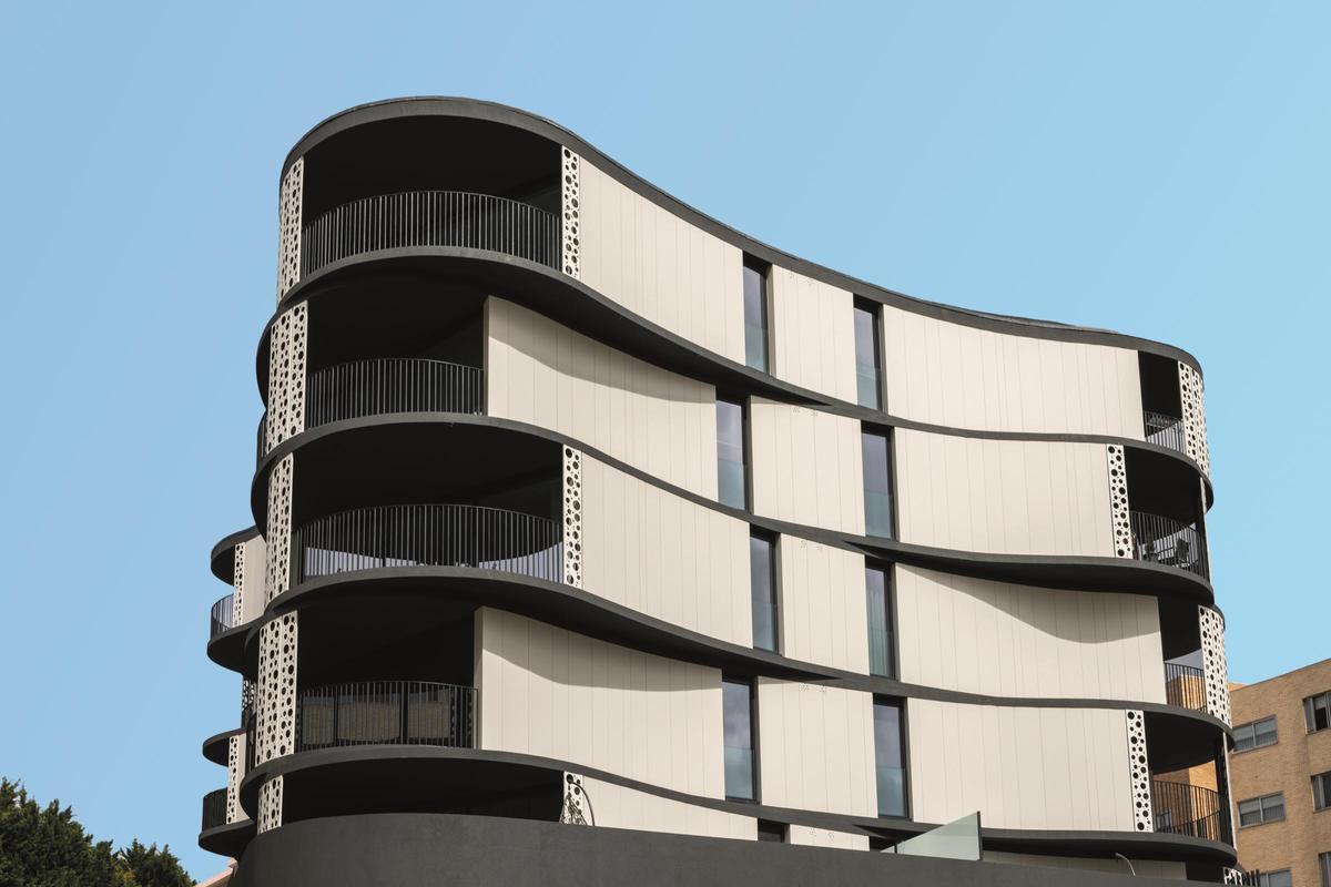 Edificio de viviendas en Oporto con Coverlam.