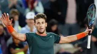 Ruud vence a Fritz y se medirá con Djokovic en cuartos de Roland Garros