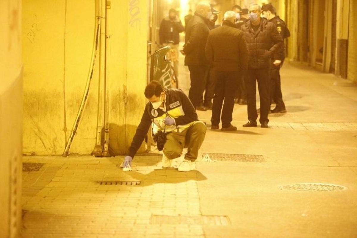 Abatido a tiros por la Policía tras encañonarles en una identificación