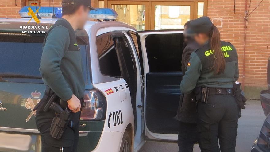 Detenido en Benavente tras romper con una piqueta el cristal de una sucursal bancaria