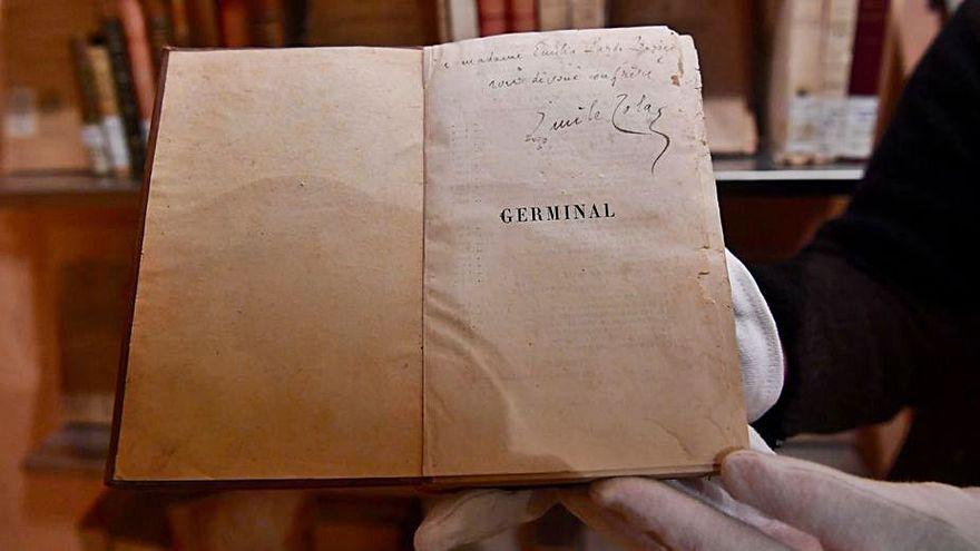 Ejemplar dedicado de ‘Germinal’, de Emile Zola.