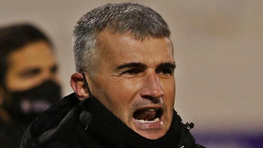 Vicente Parras, técnico del Alcoyano.