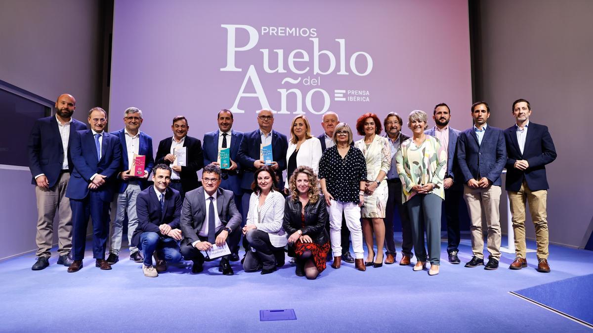 La gala contó con la presencia de los representantes de cada uno de los municipios ganadores.