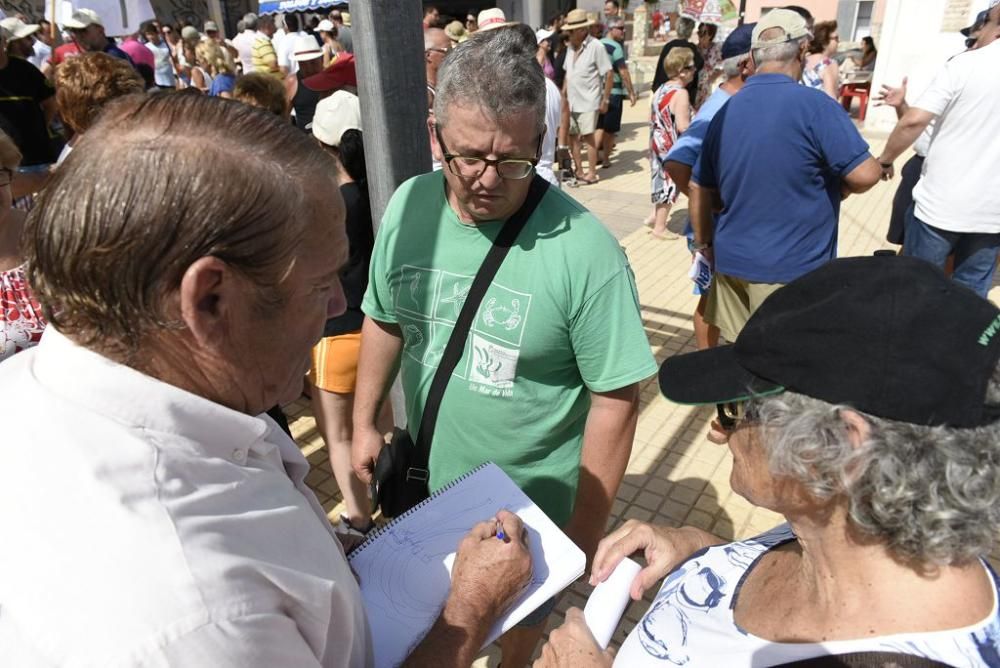 Protestas por el estado del Mar Menor en Los Nieto