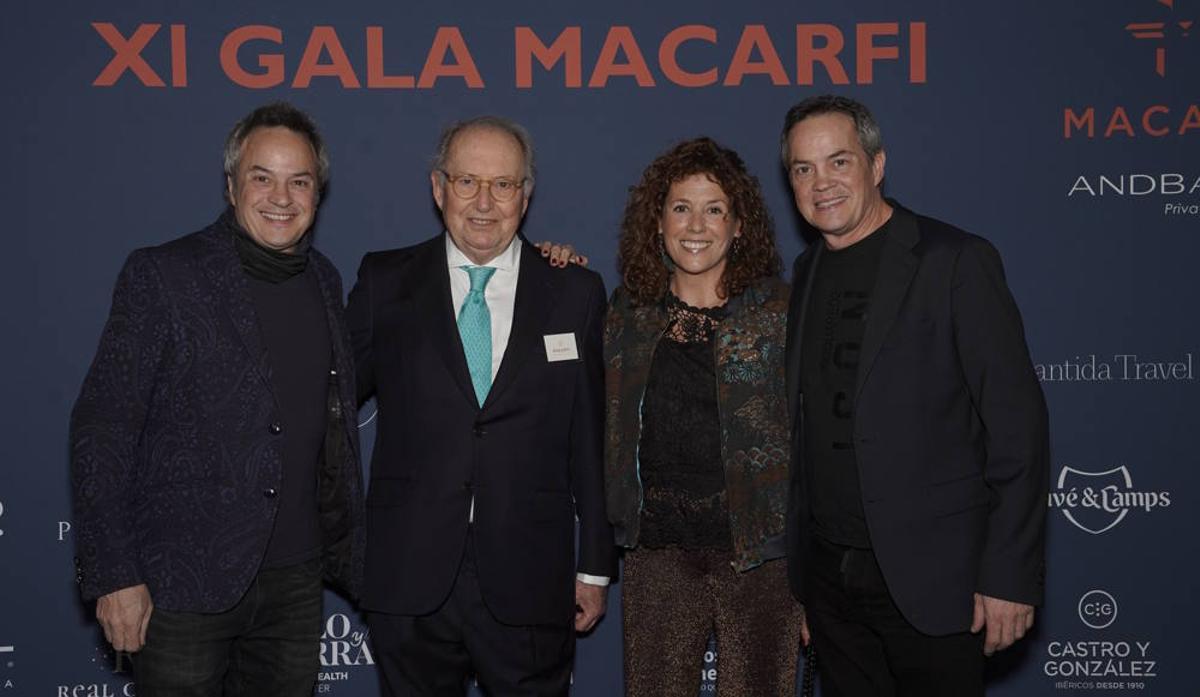 Manuel Carreras y los Hermanos Torres