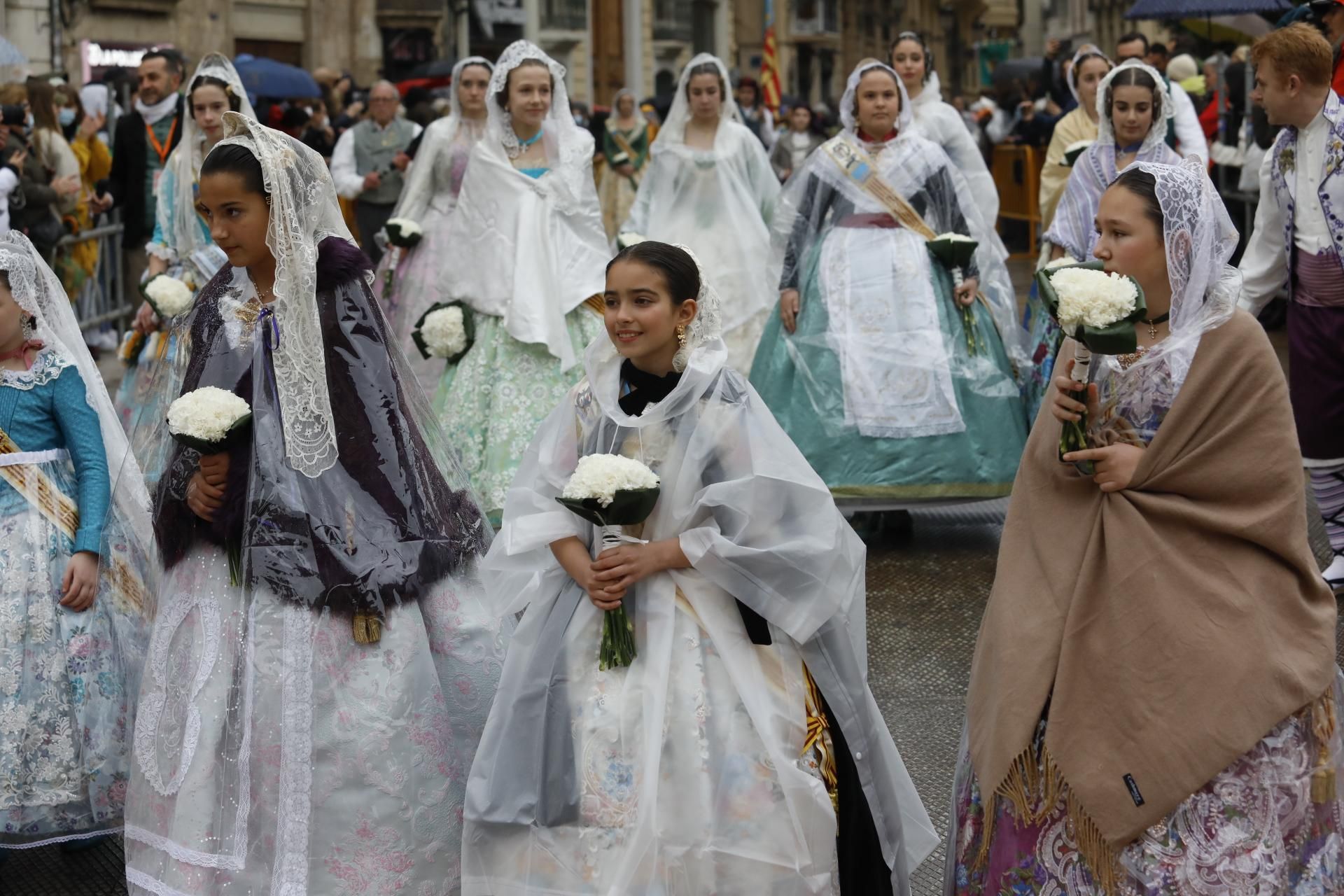 Búscate en el primer día de ofrenda por la calle de Quart (entre las 17:00 a las 18:00 horas)