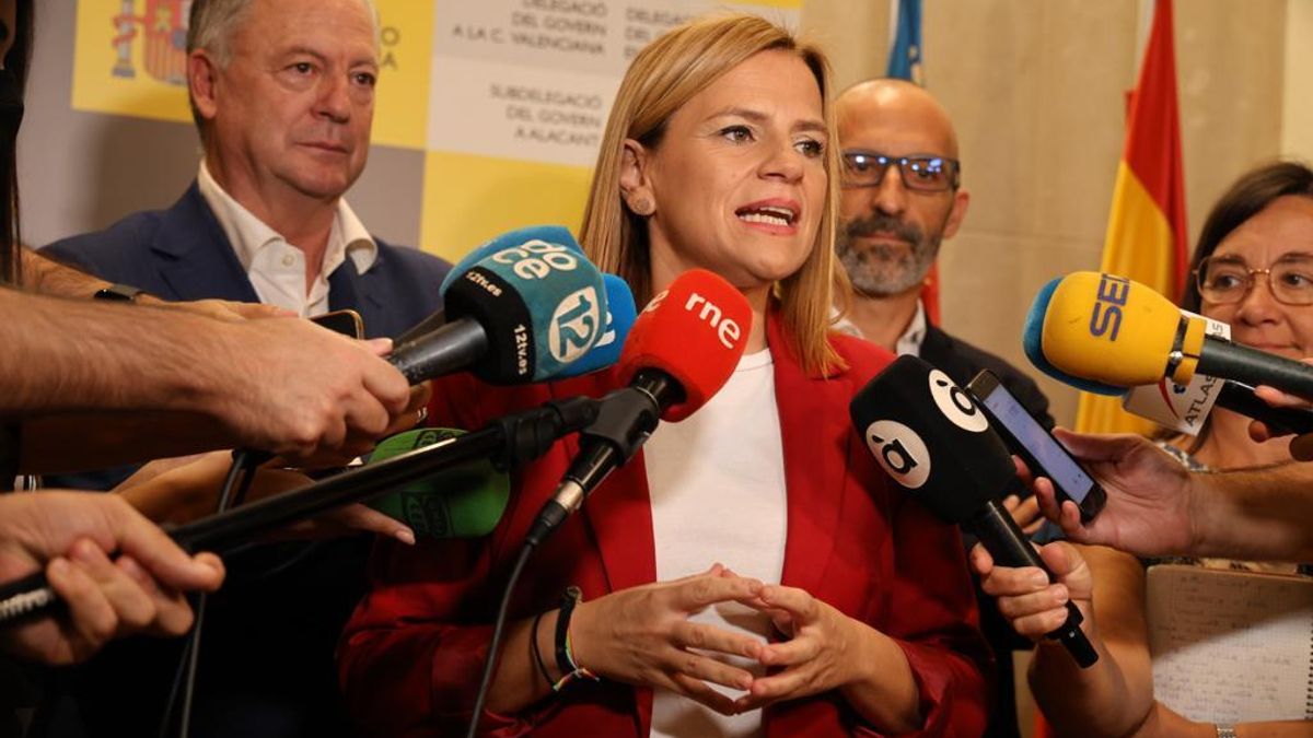 La delegada del Gobierno en su visuta este jueves a Alicante.