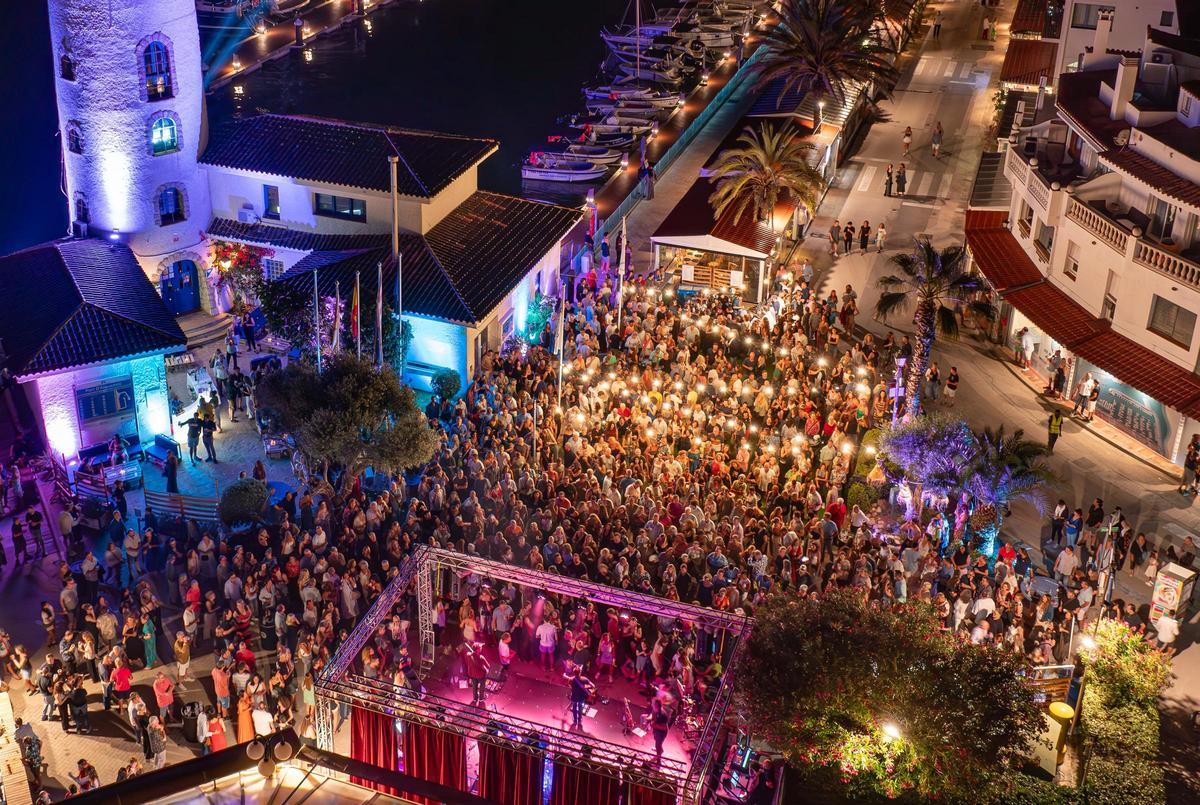 El festival ‘Concerts de Mitjanit’ de Sitges se celebrarà tots els dissabtes de juny i juliol El festival ‘Concerts de Mitjanit’ de Sitges se celebrarà tots els dissabtes de juny i juliol