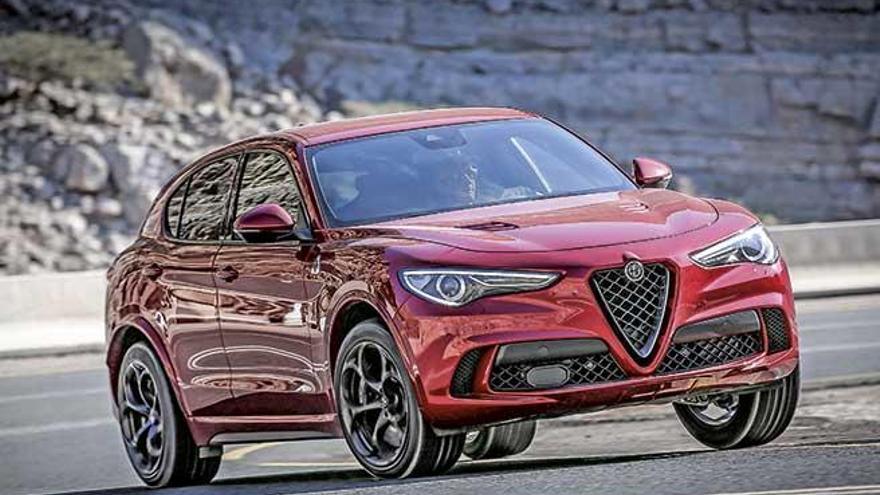 Alfa Romeo Stelvio Quadrifoglio: El trébol más salvaje