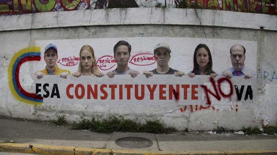 El pulso en la calle marca el estreno de la Constituyente