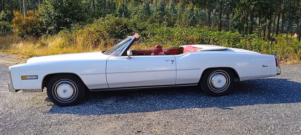 Cadillac El Dorado descapotable V8 de 1976. Ferrol. Precio: 26.000 euros
