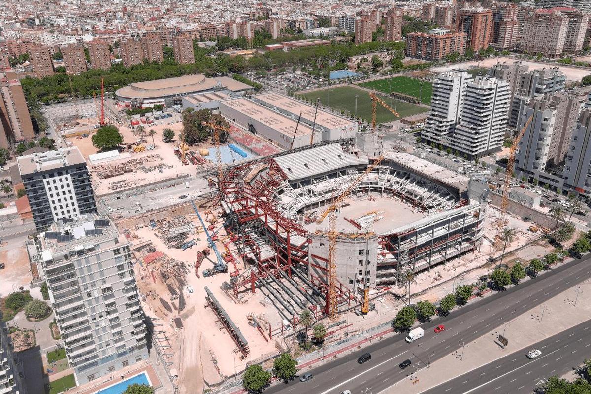 Fotos actuales de las obras del Roig Arena.