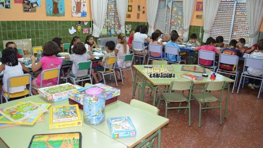 El programa se desarrolla en las aulas del CEIP San Isidro.