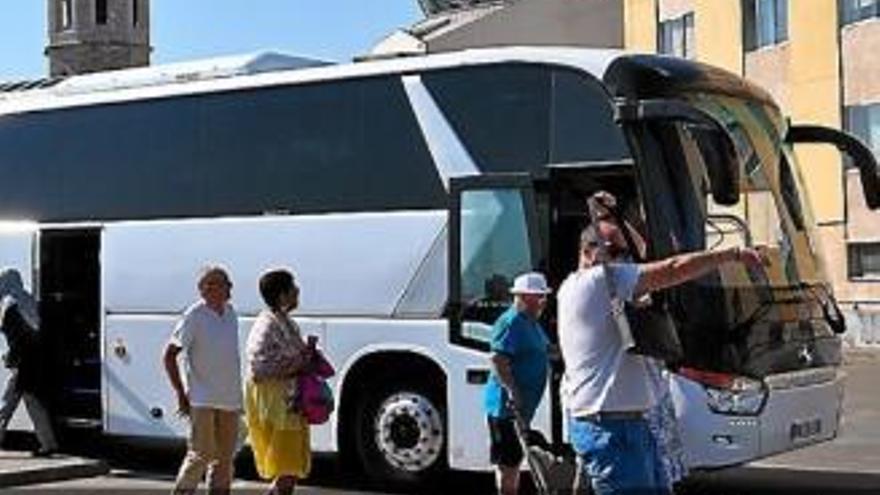 El bus turístic aquest estiu a Figueres