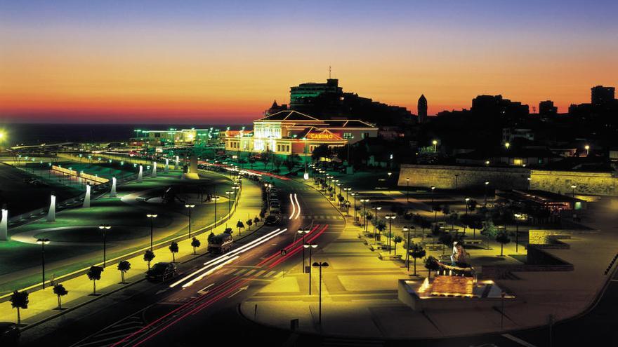 Póvoa de Varzim despliega todo su encanto frente al Atlántico
