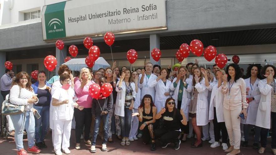 Un &#039;mar de besos&#039; para recobrar la salud