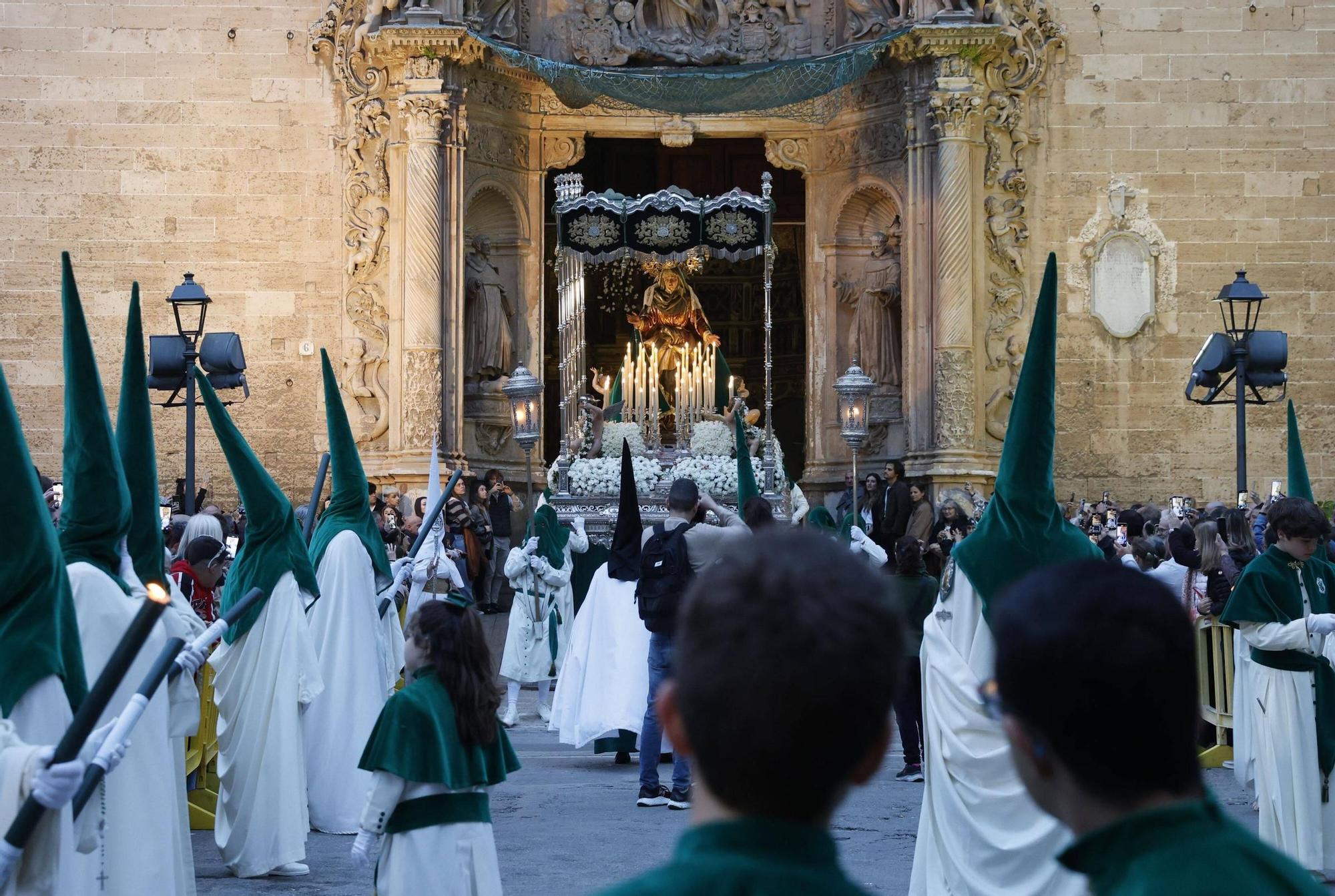 Procesiones Semana Santa Sant Enterrament: cofradía de la Esperanza y cofradía de la Agonía