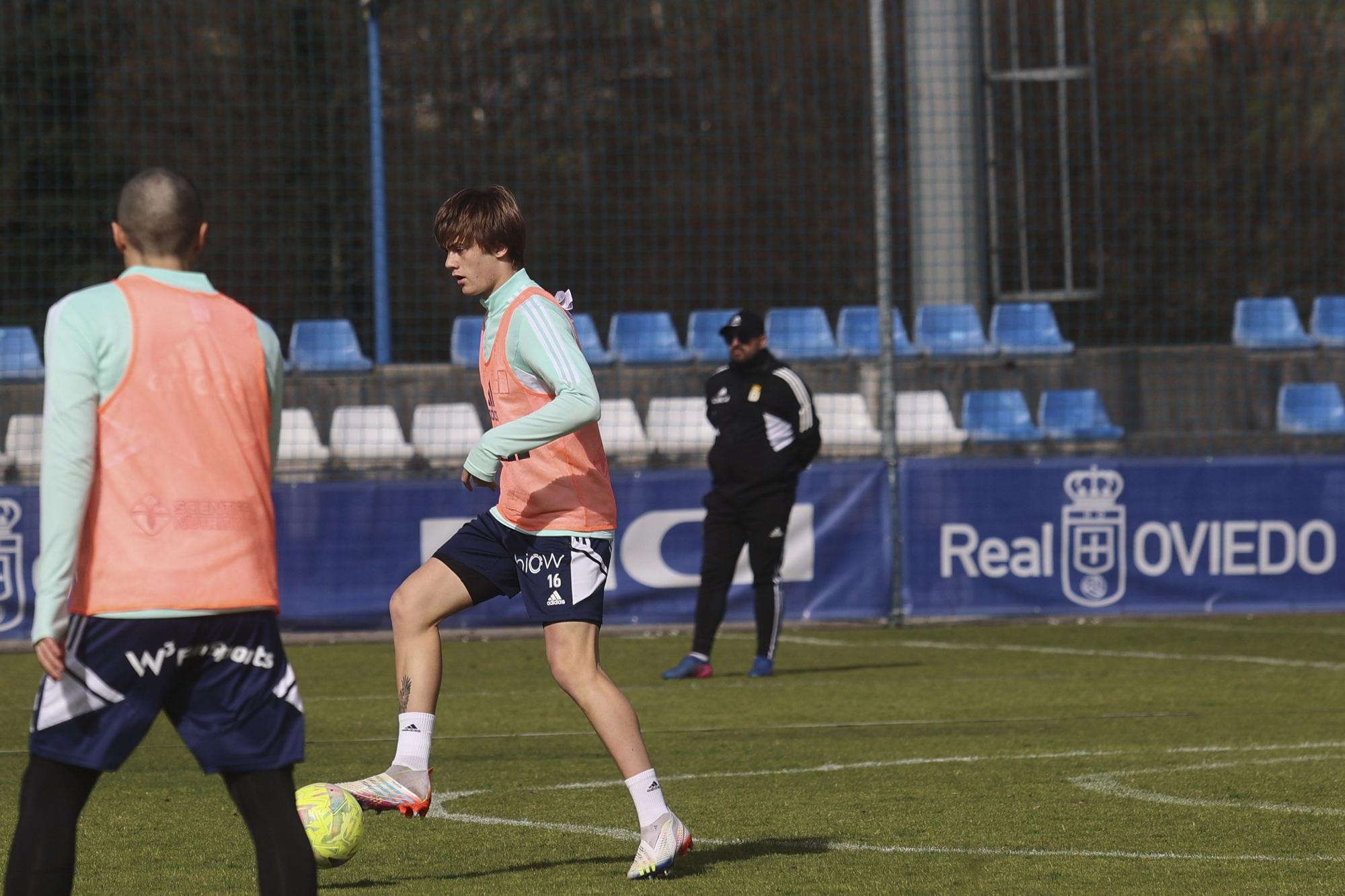 EN IMÁGENES: el entrenamiento del Oviedo