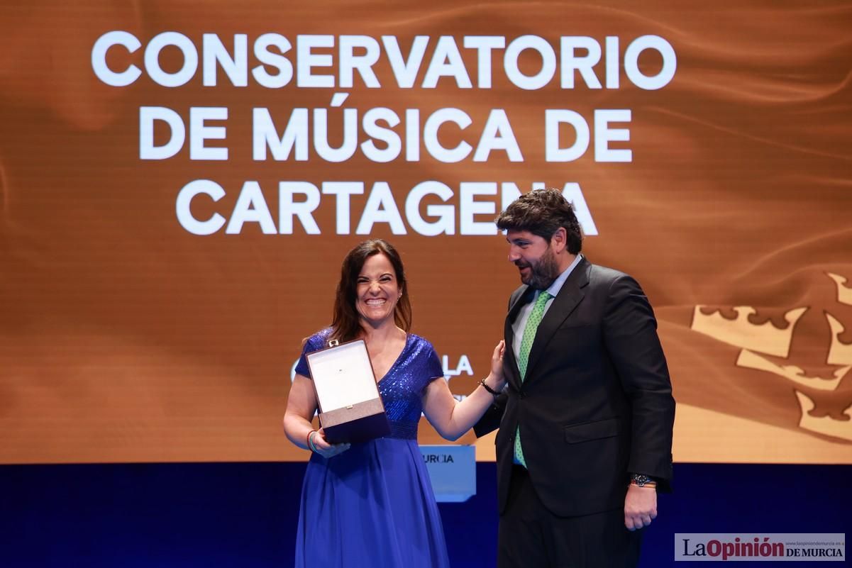 Así ha sido el acto institucional del Día de la Región de Murcia en el Teatro Romea
