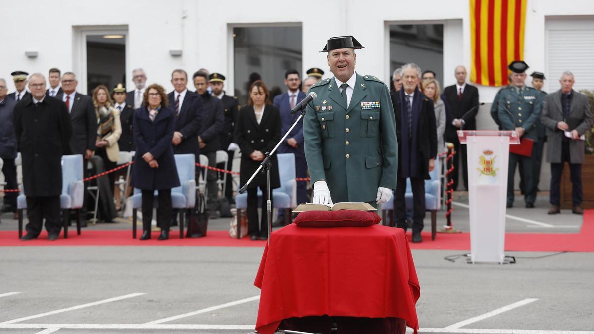 El tinent coronel Cristóbal Pedro Prieto Arjona pren possessió com a nou cap de la Guàrdia Civil de Girona.