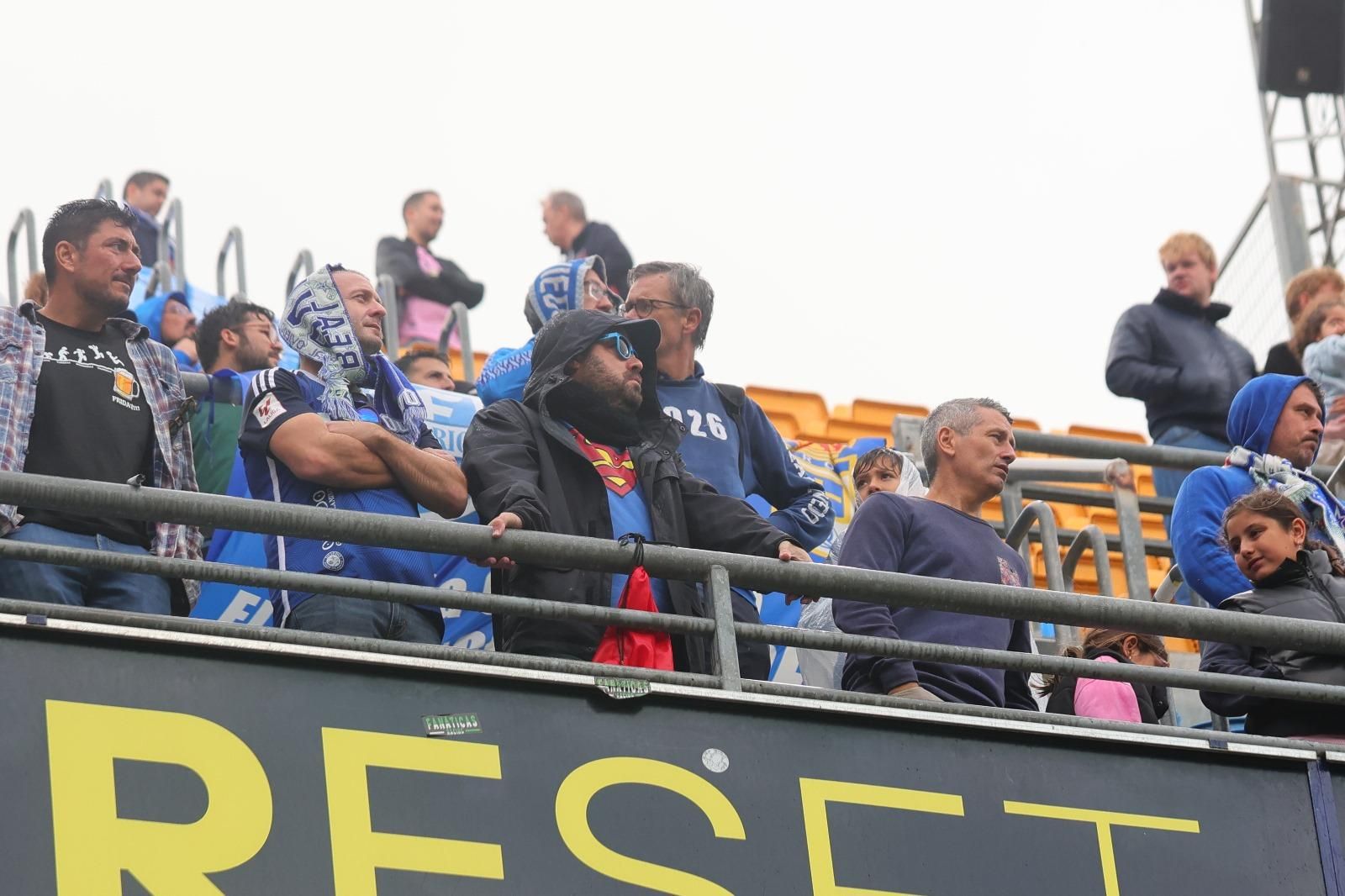 EN IMÁGENES: El Cádiz-Real Oviedo disputado en el Nuevo Mirandilla