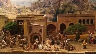 El presidente de la Junta de Festes de Vila-real abre al público su tradicional belén