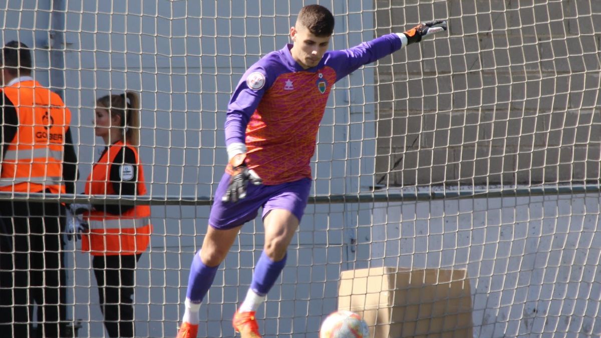 Eric Mourin, portero del CF Montañesa