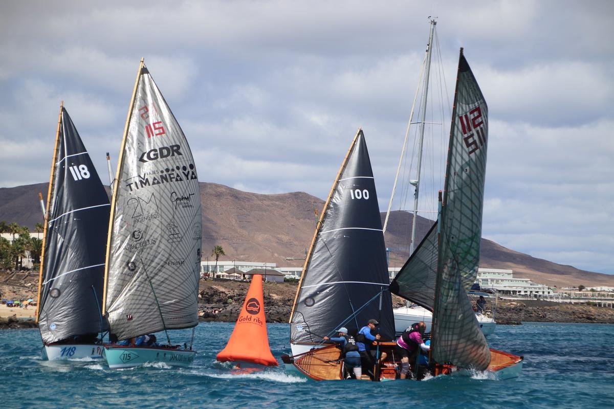 El Tritón gana la VI Copa Vela Latina del Sur