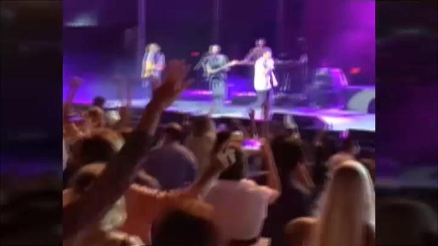 El cantante de Taburete explica en un vídeo su versión de lo ocurrido en el  concierto - Levante-EMV