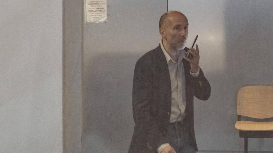 uta a Jácome reitera que no ve malversación ni falsedad: «No se cuestiona lo que ingresa por su condición de alcalde, sino el hecho de no haber pedido la compatibilidad»