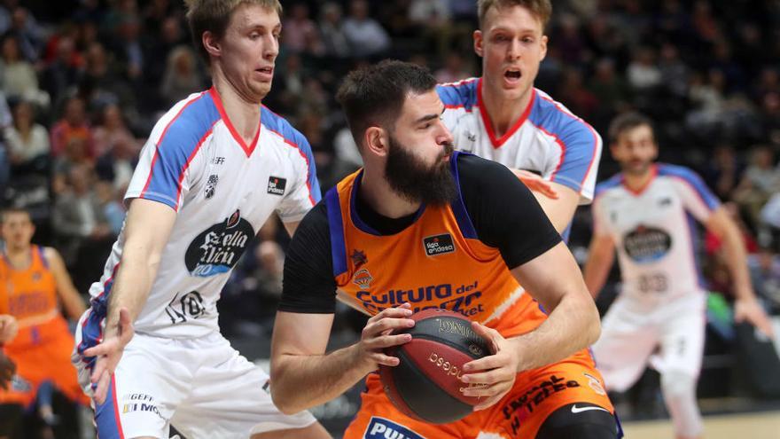 Horario y dónde ver el Monbus Obradoiro-Valencia Basket