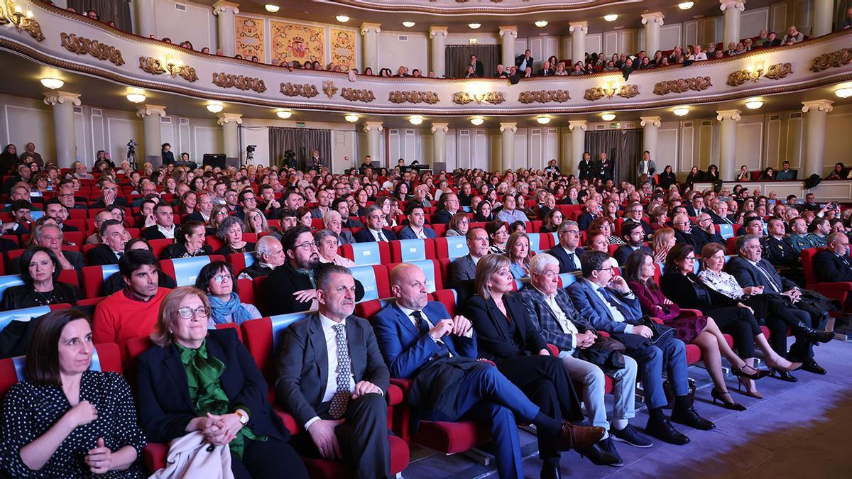 Detalle del público asistente al evento