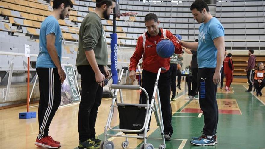 El instituto Pirámide colabora con Atades Huesca