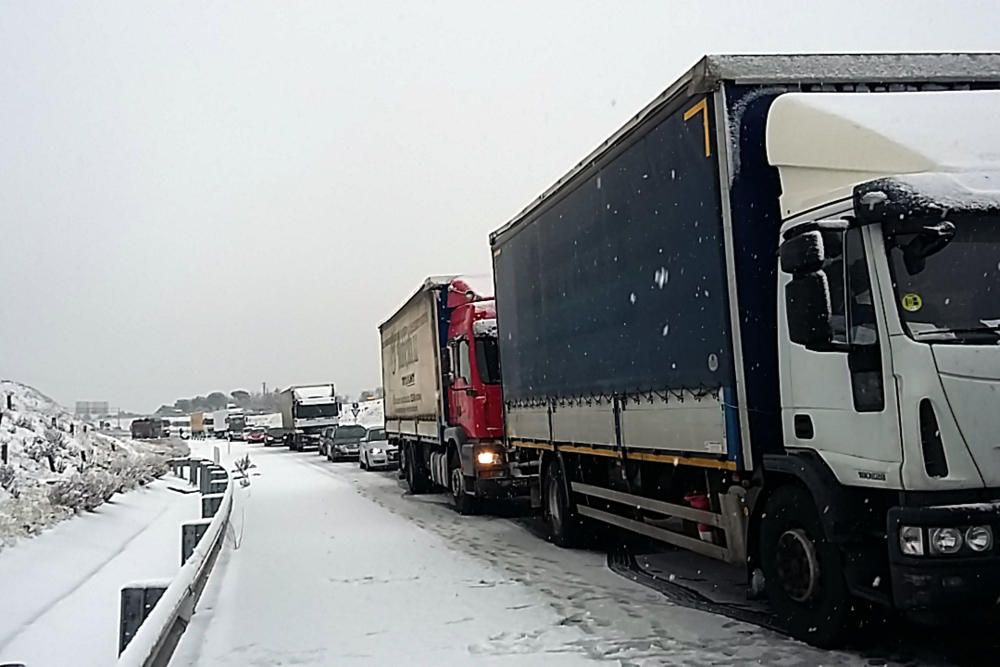 Tallada l'A-2 entre Caldes de Malavella i Girona durant més d'una hora