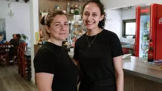 Cristina Roca, 'sa madona' del Café Casa Blanca: "Cogí el antiguo Can Rigan por convicción, soy del barrio y quería un bar mallorquín"