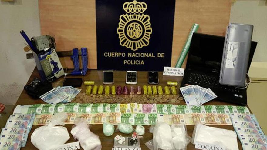 La Policía Nacional incauta en Alicante casi un kilo y medio de cocaína