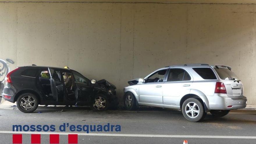 Els Mossos detenen un home per conduir drogat i causar un accident amb ferits a Bàscara