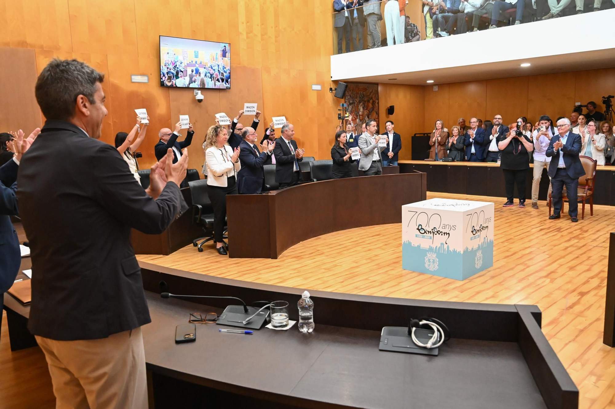 Celebración del Día de Europa en Benidorm y entrega de la distinción a Enrique Ballester