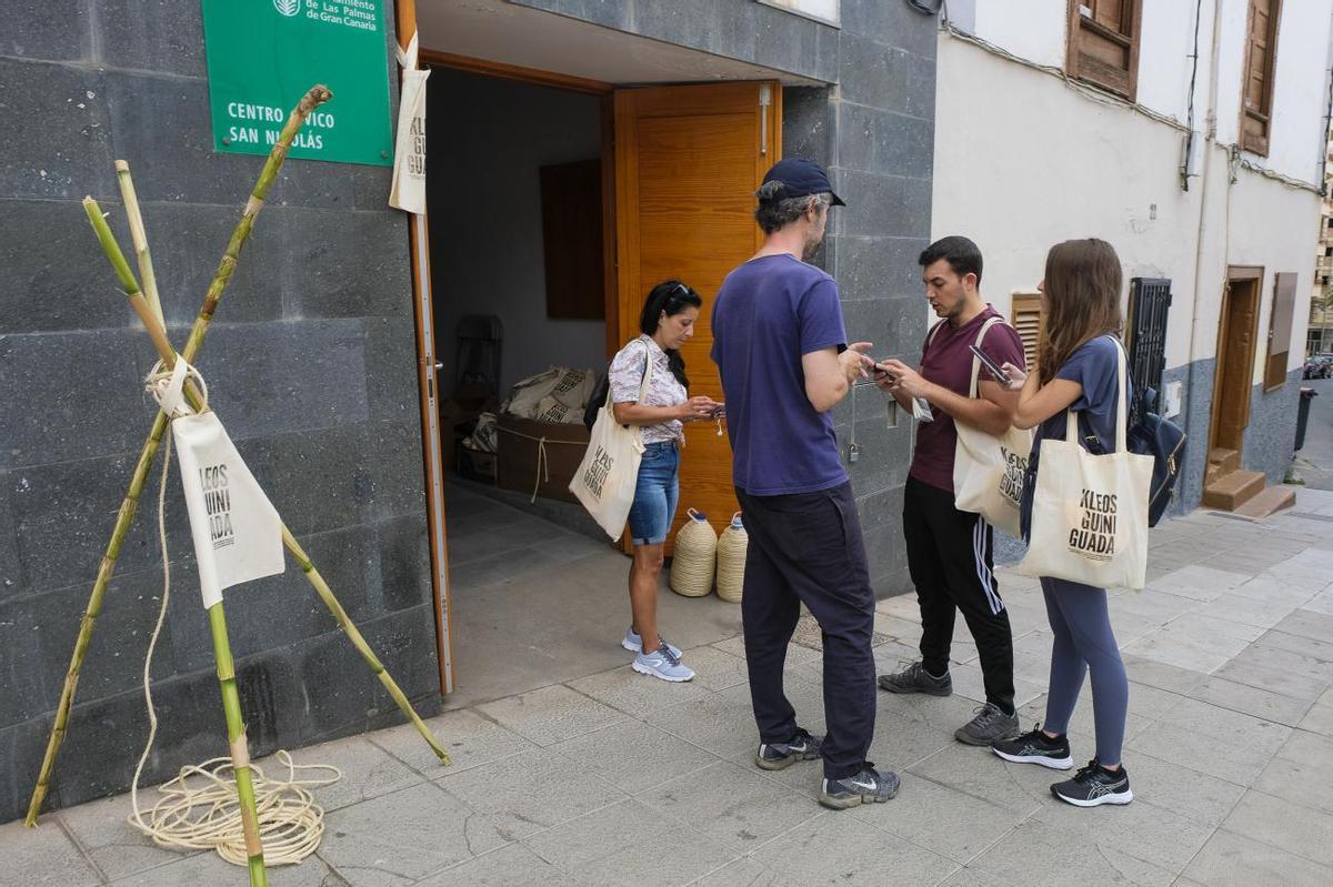 Paseo por el barranco con la nueva app Kleos Guiniguada Paseo por el barranco con la nueva app Kleos Guiniguada