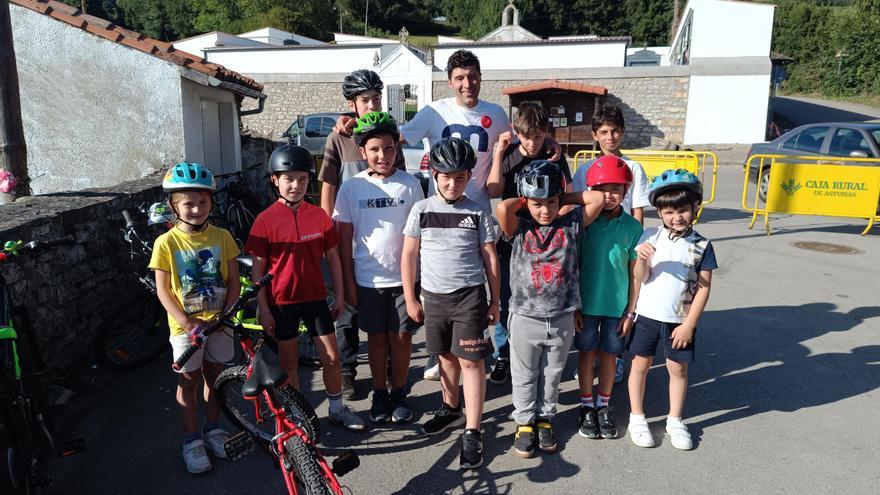 Muñó pedalea con Chechu Rubiera