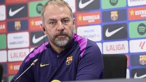 Flick tras hablar de la recuperación de Pedri y Raphinha responde que...lo de Araujo es una situación privada