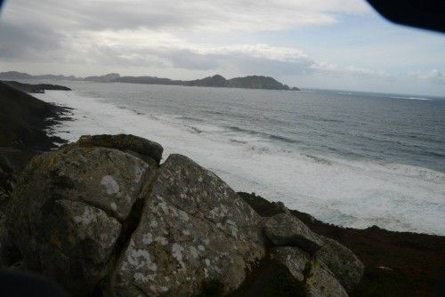 El temporal en el mar no causa daños, pero obliga a la flota a permanecer amarrada