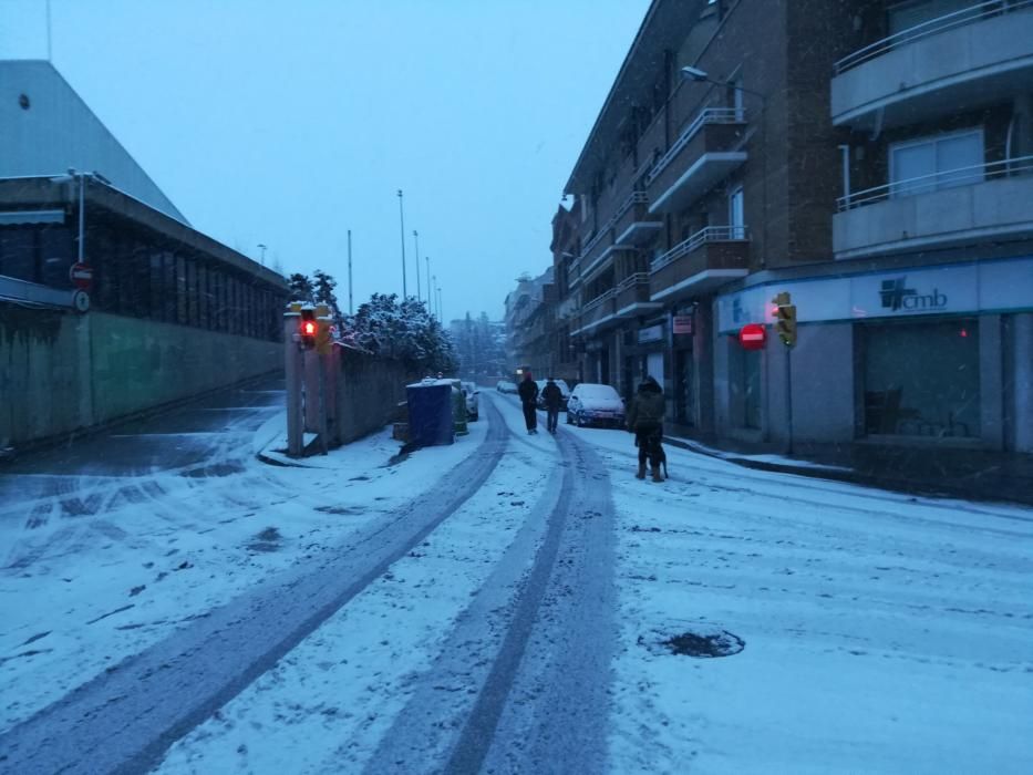 La neu arriba a Manresa