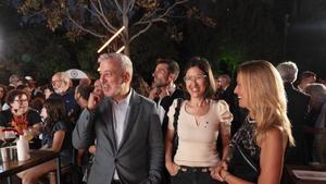 n la foto, de izquierda a derecha: Jaume Collboni, alcalde de Barcelona; Núria Parlon, consellera d’Interior; Maria Eugenia Gay, tenienta de Alcalde de Ajuntament de Barcelona