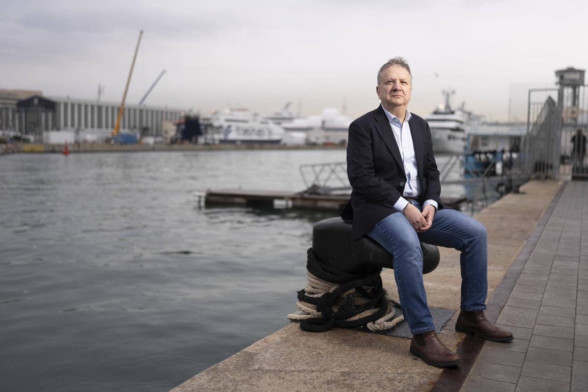 Barcelona 13/02/2026 Entrevista a Raffaele Mancini , nuevo Director del Decade Collaborative Centre (DCC) de Barcelona Fotografía de Ferran Nadeu