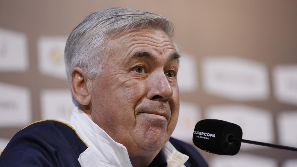 Ancelotti, entrenador del Real Madrid, durante la rueda de prensa de este martes.